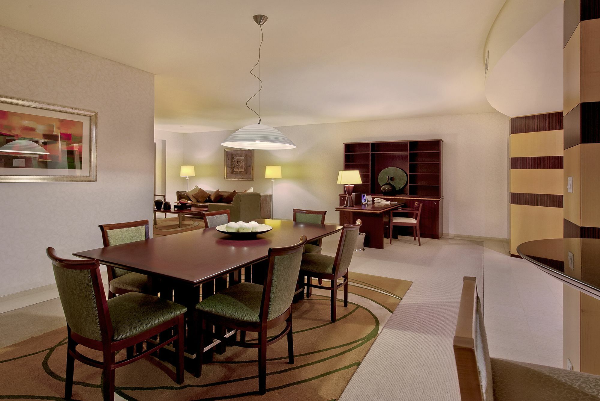 Shangri-la 5*